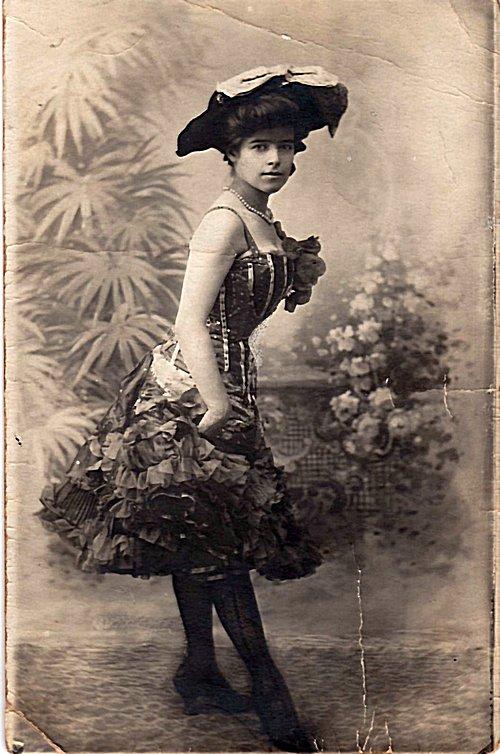 54bee5cbd7e69989d6f7b2b87858513c